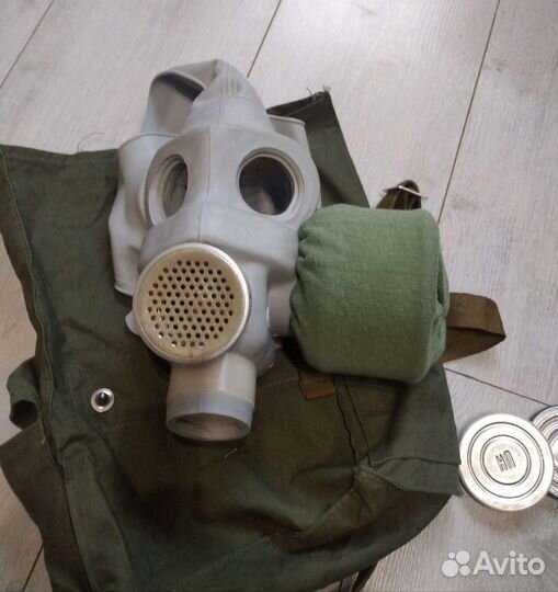 Противогаз 