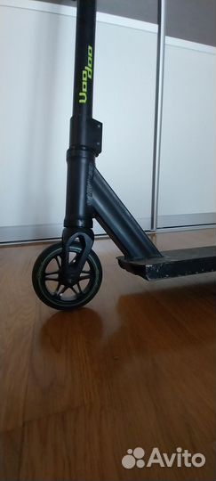 Трюковой самокат Tech Team Voodoo