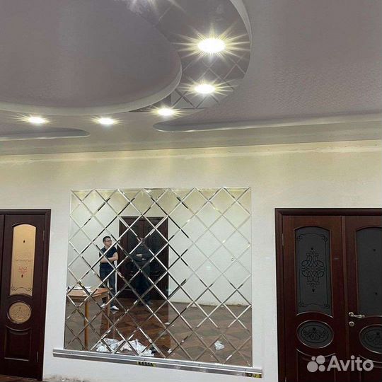 Зеркальное панно