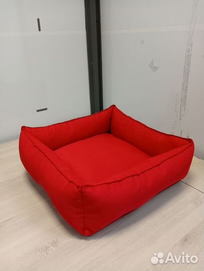 Лежанки для мелких пород