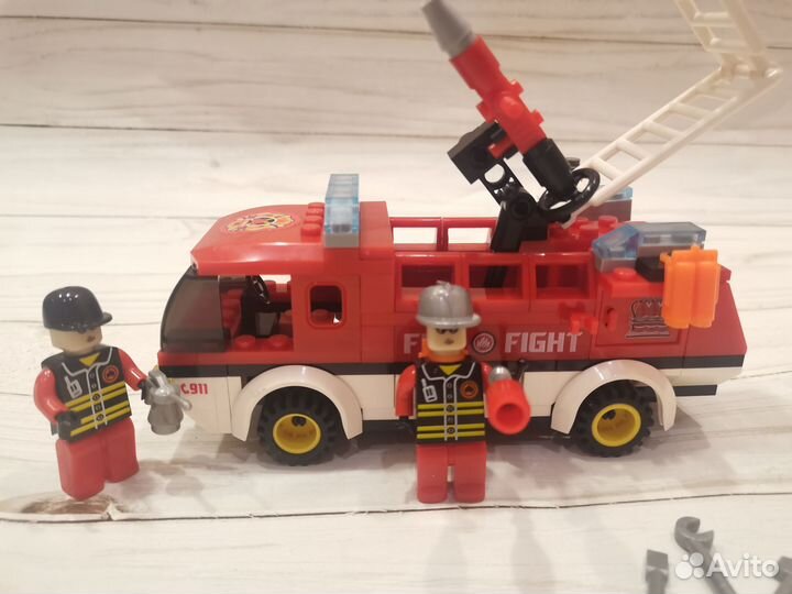 Конструктор пожарная машина 192 дет
