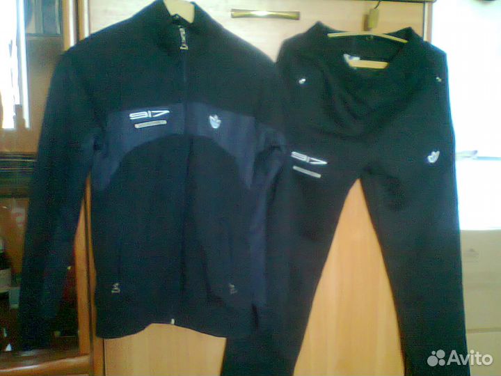 Спортивный костюм