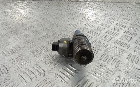 Форсунка дизельная volkswagen passat B6 (JDN26AL02