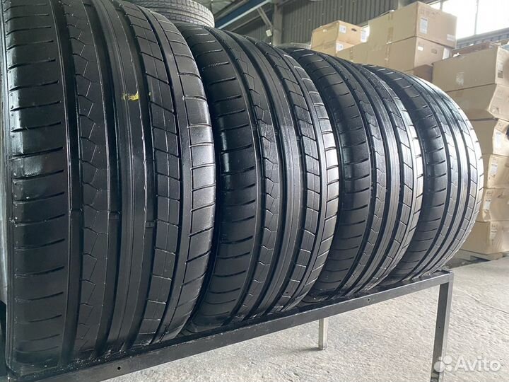 Dunlop SP Sport Maxx GT 255/35 R19