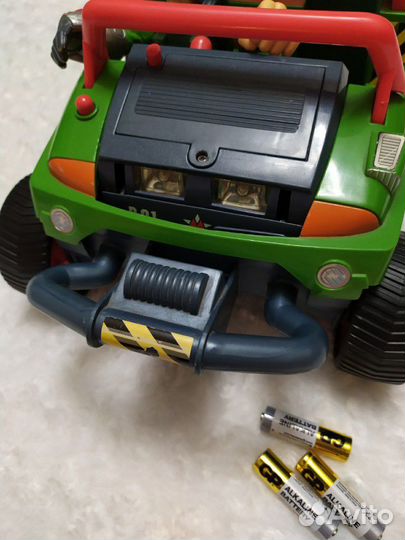 Машина Внедорожник военный