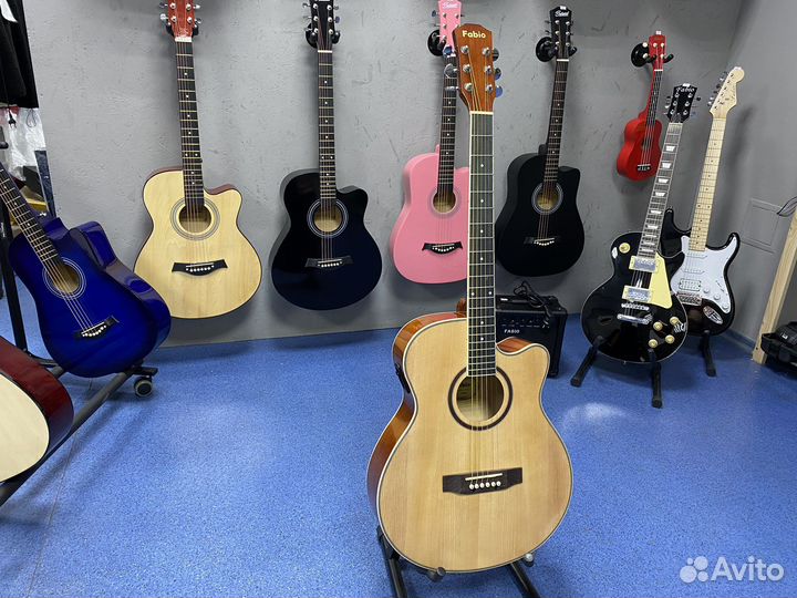 Электроакустическая гитара Fabio