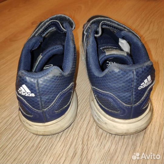 Кроссовки детские Adidas б/у