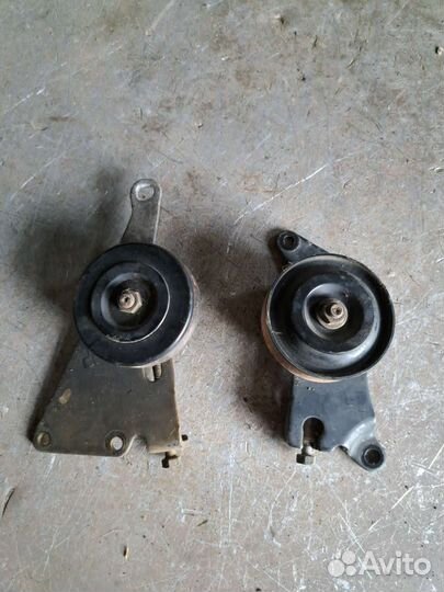 Ролики натяжители на Nissan Fuga