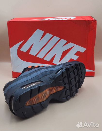 Кроссовки Nike Air Max 95 черно-оранжевые