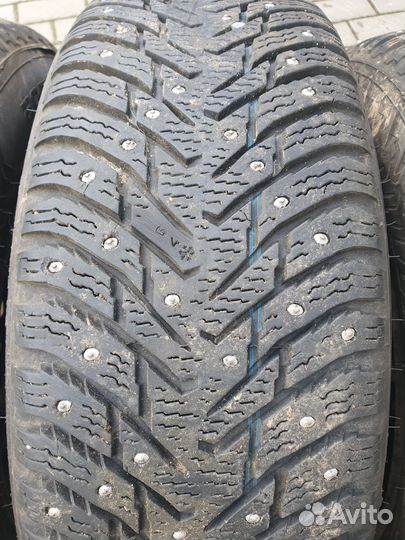 Nokian Tyres Hakkapeliitta 8 205/65 R15 99T