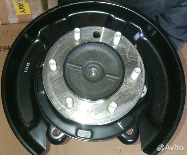 Полуось зад прав toyota Hilux 0400543360