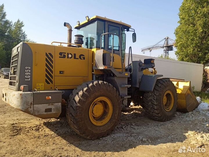 Фронтальный погрузчик SDLG (LGCE) L953F, 2012
