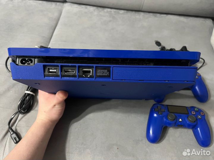 Игровая приставка ps4 slim