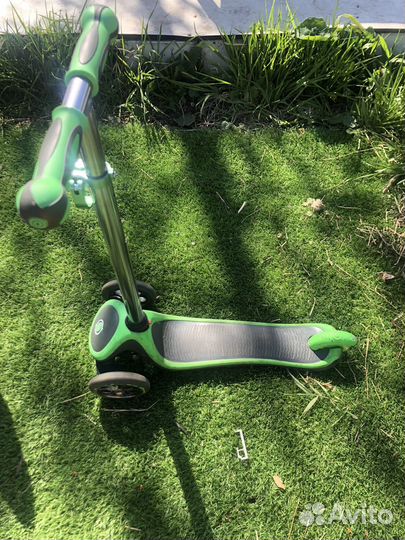 Самокат трехколесный globber