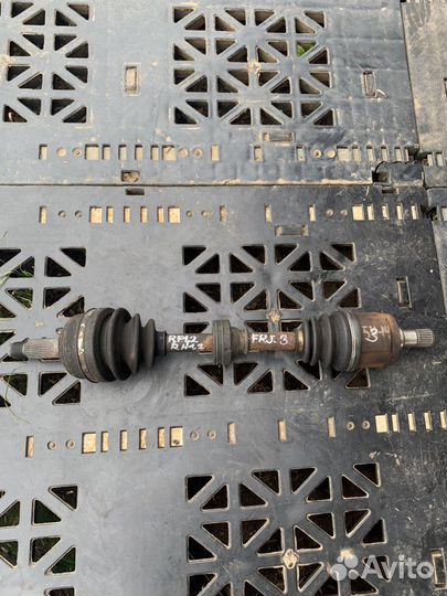 Привод правый Honda Stepwagon rf1 rf2 S-mx rh1 rh2