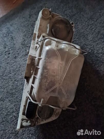 Фара передняя правая на skoda octavia a5