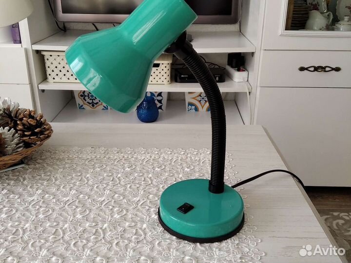 Лампа настольная