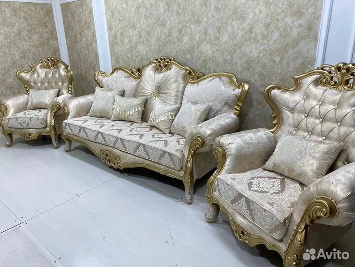 Комплект диван и кресла