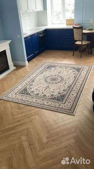 Продам ковер из натуральной шерсти (новый)