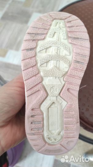 Кроссовки для девочек