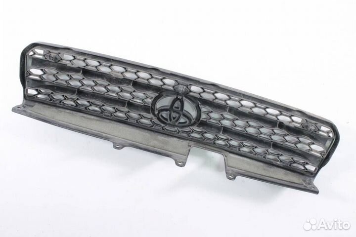 Решетка радиатора Toyota Rav4 ACA20