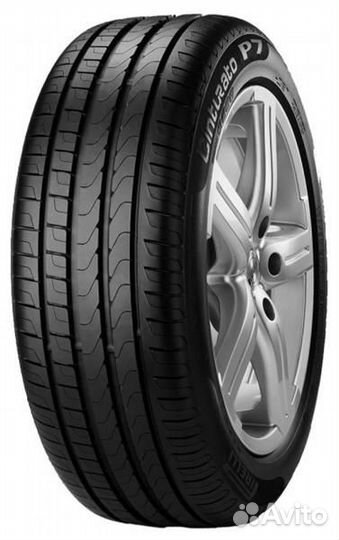 Pirelli Cinturato P7 235/45 R17