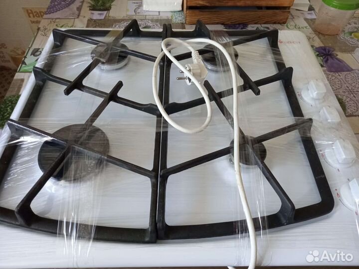 Газовая варочная панель 4 конфорки