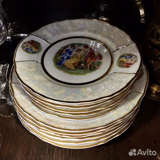 Фарфоровые наборы в ассортименте