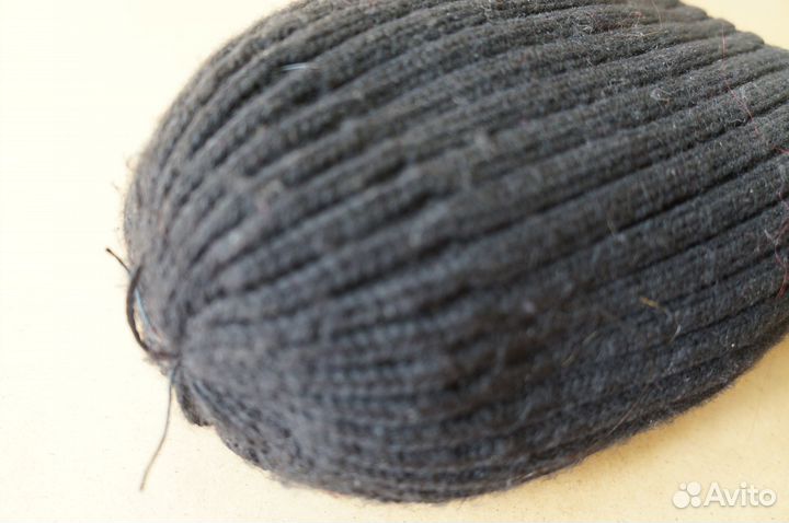 Женская шапка. Мех крашенный песец, на вязаной ос