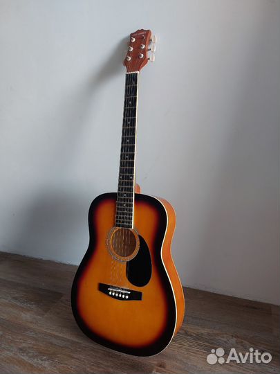 Акустическая гитара colombo