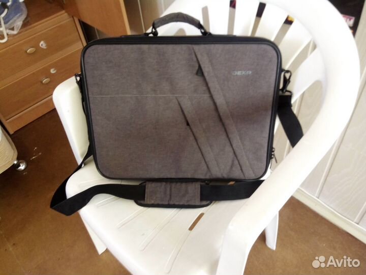 Две сумочки для ноутбука