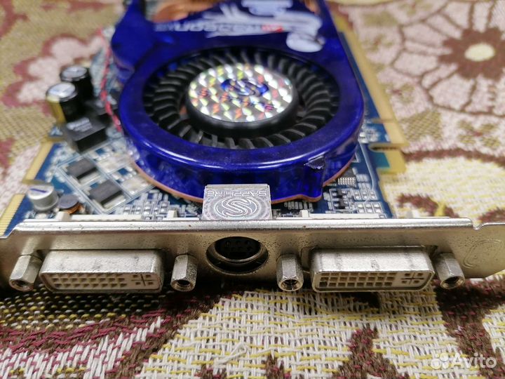 Видеокарта Radeon X1650 256 mb