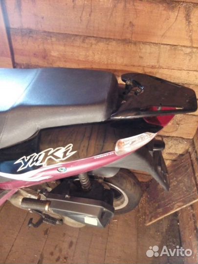 Мопед Yuki lb50qt-21