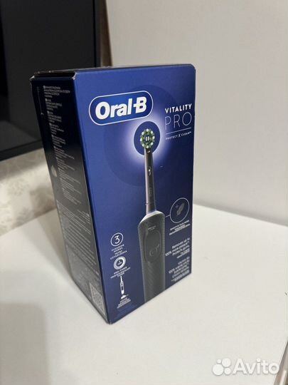 Oral-B Vitality Pro Protect x Clean black зубная щ