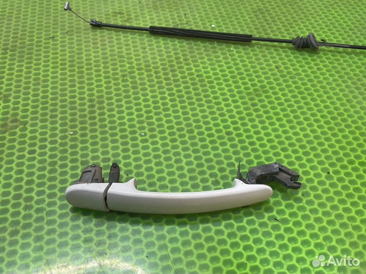 Задняя правая наружняя ручка октавия а5