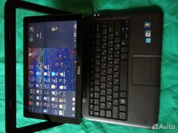 Нетбук Dell Inspiron P24T003