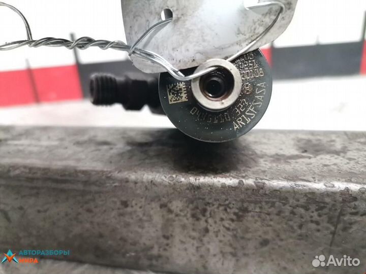 Форсунка Opel Insignia (A) 2008 55566050