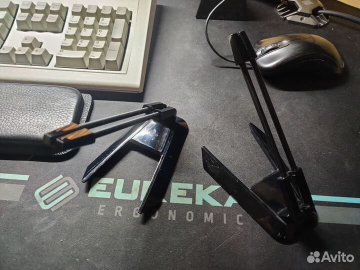 Держатель для провода мыши Razer Mouse Bungee
