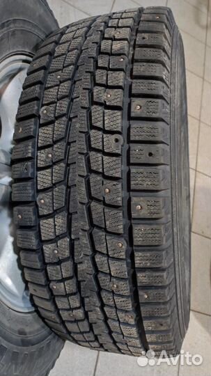 Dunlop SP Winter Ice 01 265/65 R17 112T