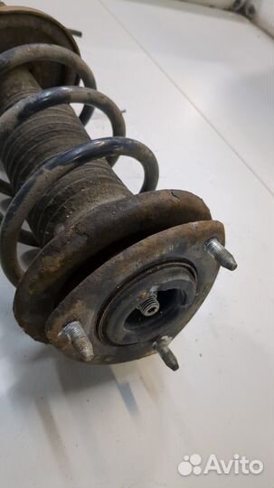 Амортизатор подвески правый передний Suzuki Grand Vitara