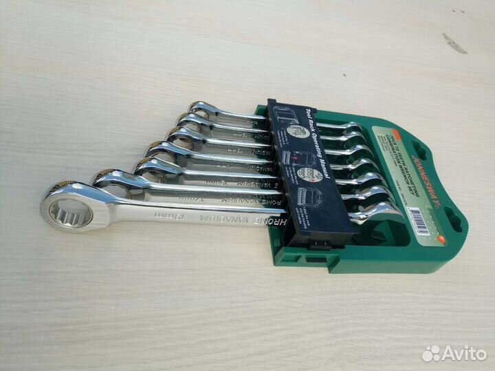 Набор трещоточных ключей Jonnesway W45107S 10-19мм