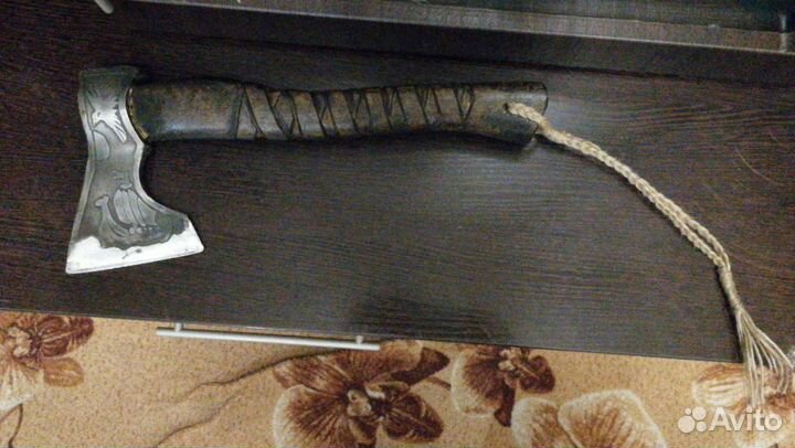 Топор ручной работы