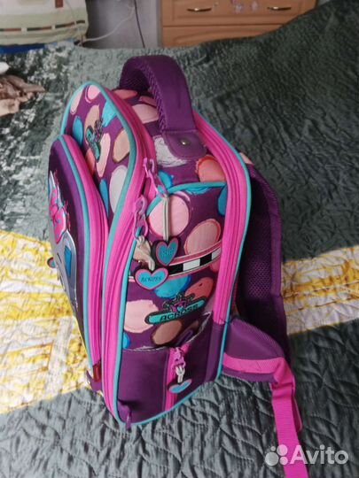 Школьный рюкзак для первоклассников