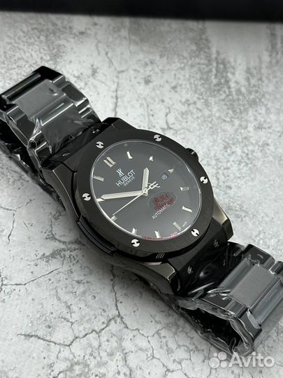 Часы брутальные Hublot