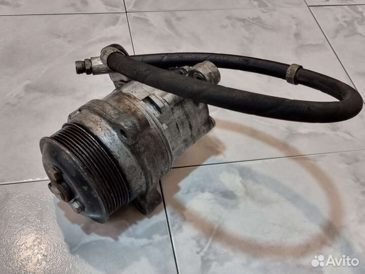 Двухполостный гидравлический насос BMW - 6787348