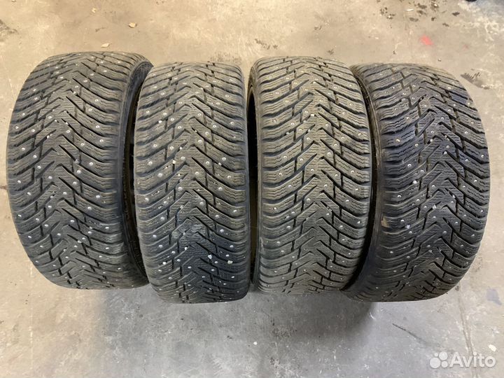 Nokian Tyres Hakkapeliitta 8 245/45 R18 97T