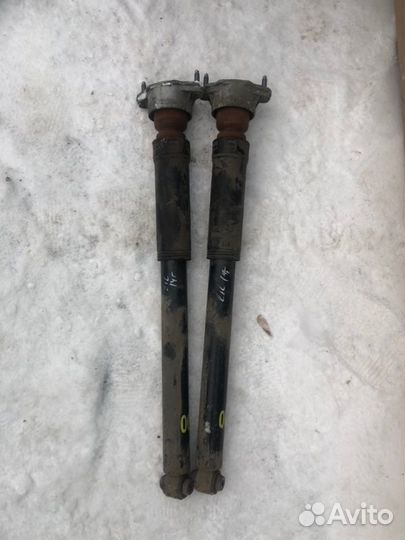 Задние амортизаторы левый и правый Mercedes