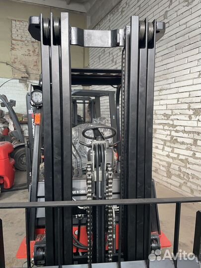 Вилочный погрузчик EP Equipment CPCD15, 2023