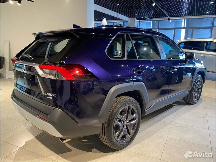 Toyota RAV4 2.0 CVT, 2024