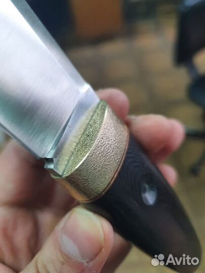 Нож эксклюзивный разделочный шкуросьемный